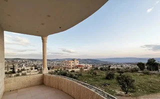 Солт: Jerash Inn