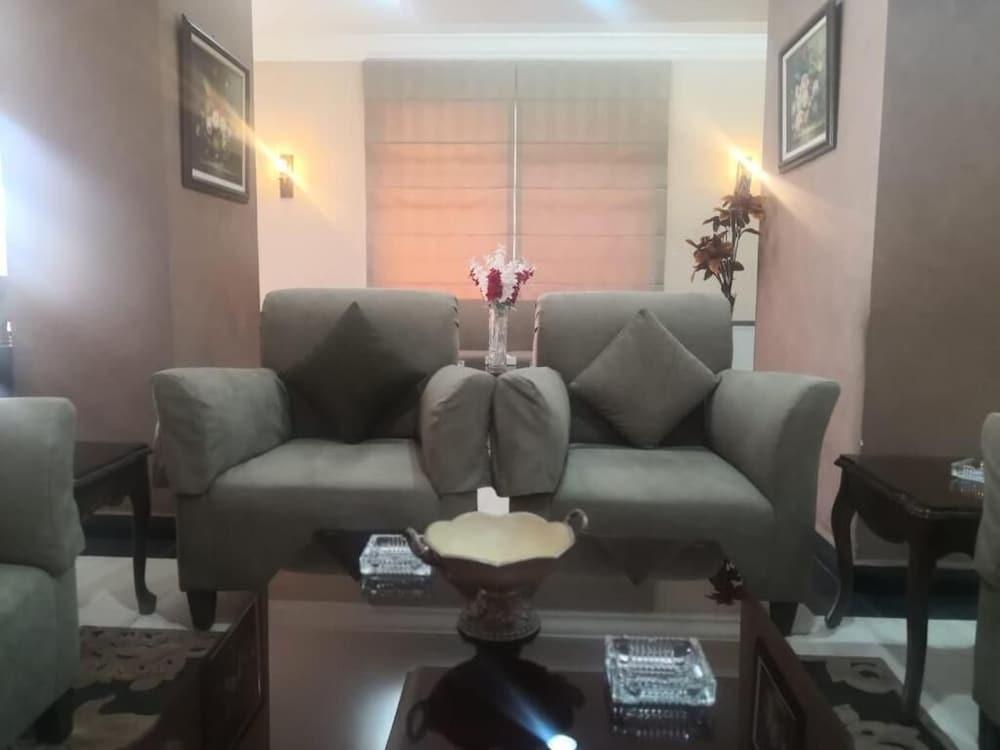 Амман: Orient House Hotel Suites