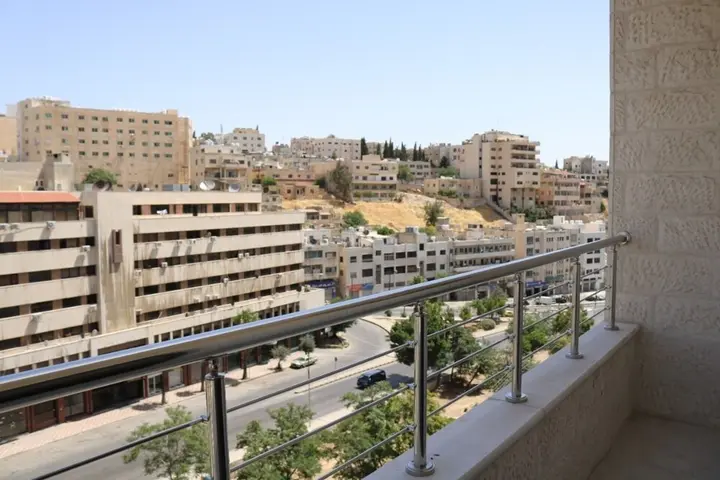 Амман: Lovely 1-bed Apartment in Amman
