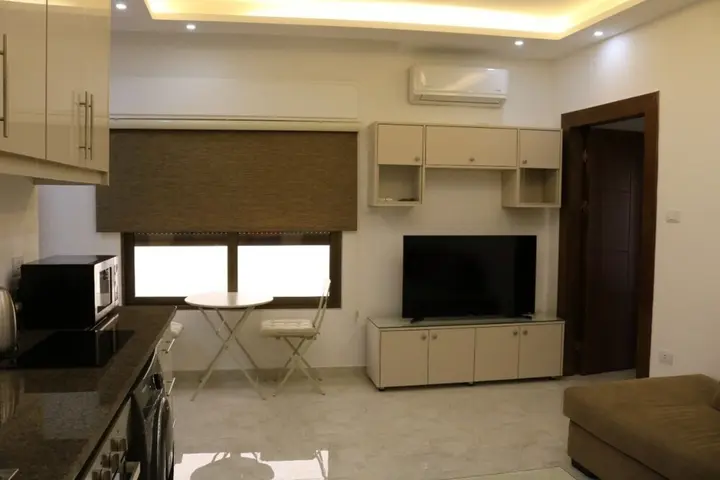 Амман: Lovely 1-bed Apartment in Amman