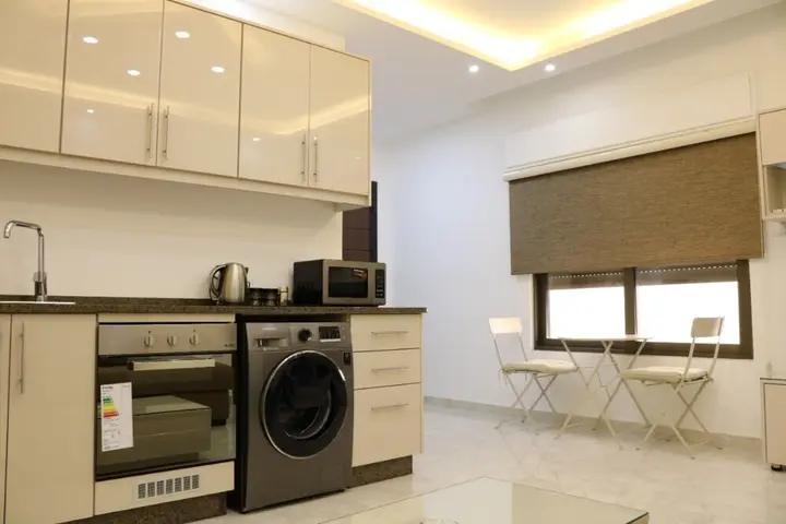 Амман: Lovely 1-bed Apartment in Amman