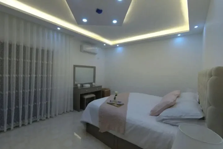 Амман: Amazing one Bedroom Apartment in Amman,Elwebdah 1