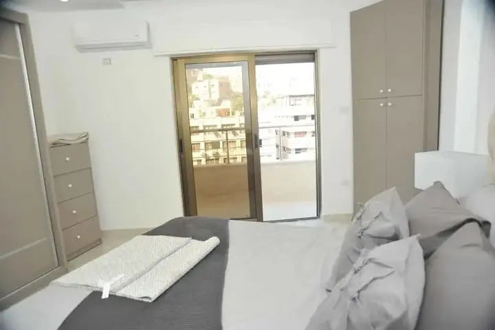 Амман: Amazing one Bedroom Apartment in Amman, Elwebdah 2