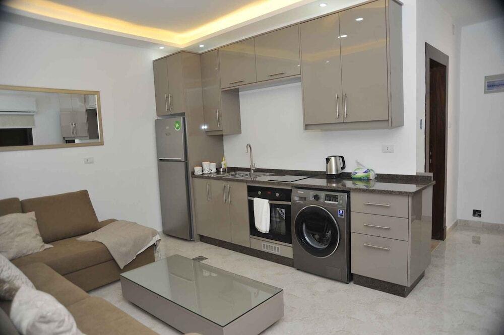 Амман: Amazing one Bedroom Apartment in Amman, Elwebdah 2