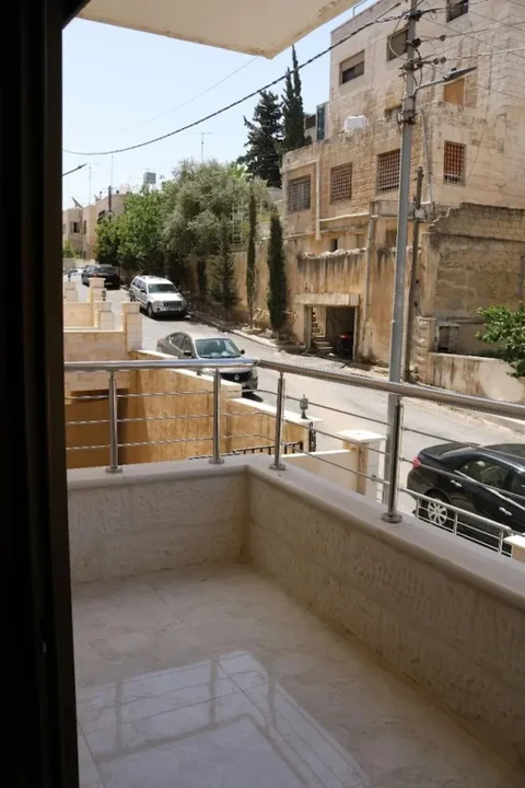 Амман: Amazing one Bedroom Apartment in Amman, Elwebdah 5