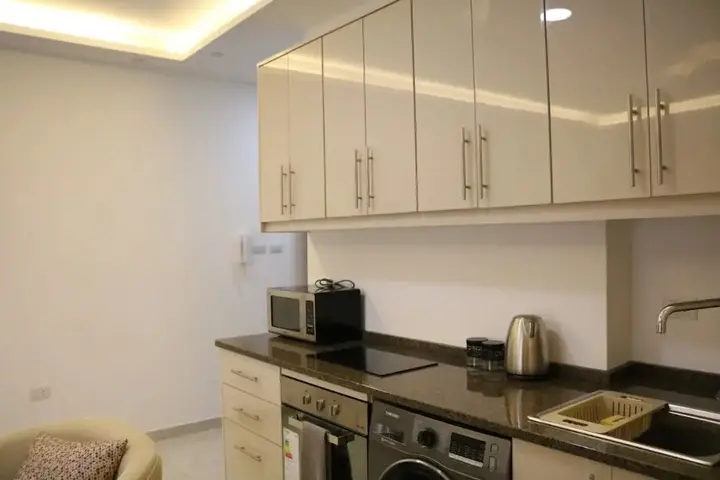 Амман: Amazing one Bedroom Apartment in Amman, Elwebdah 5