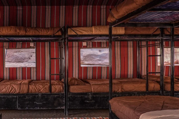 Вади-Рум: Arabian Nights Bedouin Camp