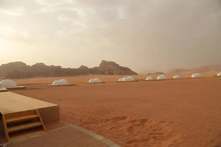 Вади-Рум: Wadi Rum UFO Luxotel - Campsite