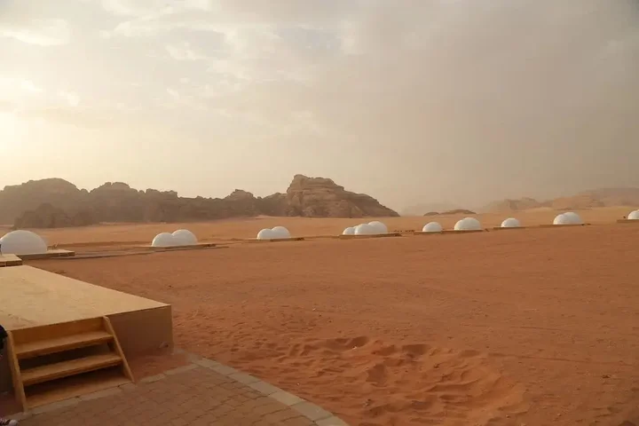 Вади-Рум: Wadi Rum UFO Luxotel - Campsite