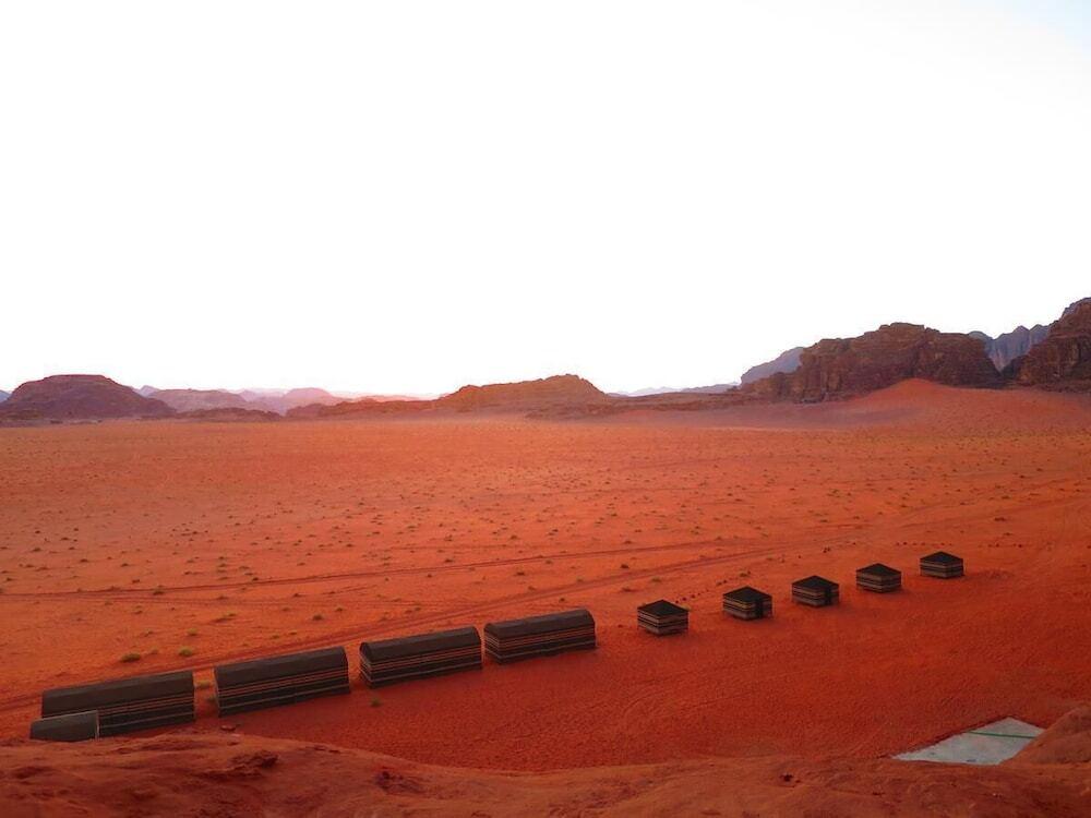 Вади-Рум: Wadi Rum Desert Camp