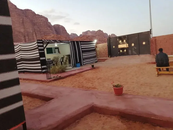 Вади-Рум: Bedouin village camp