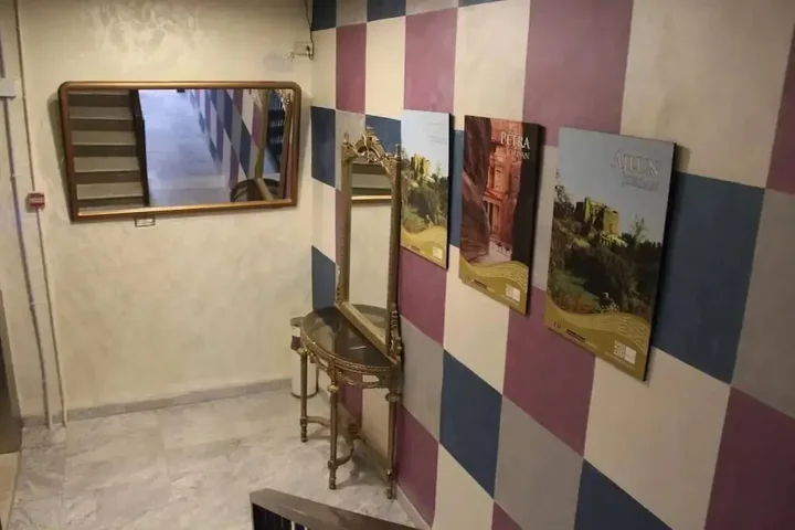 Амман: The Doors of Jerusalem