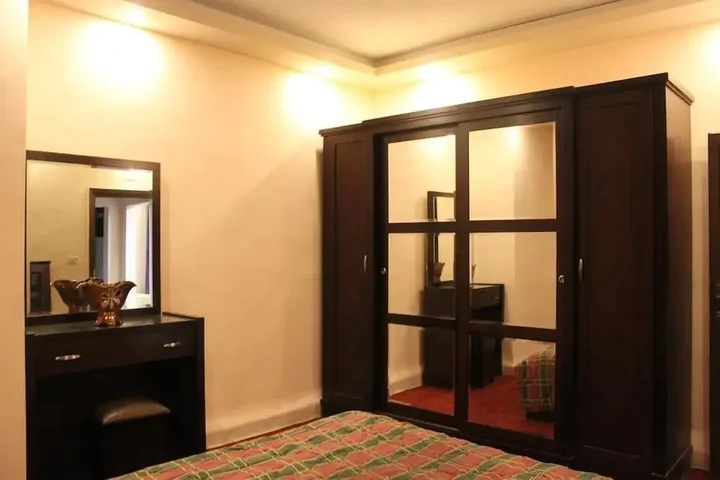 Амман: The Doors of Jerusalem