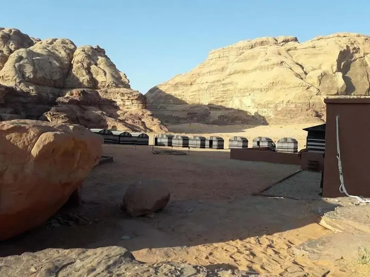 Вади-Рум: Wadi Rum Mobile Camp