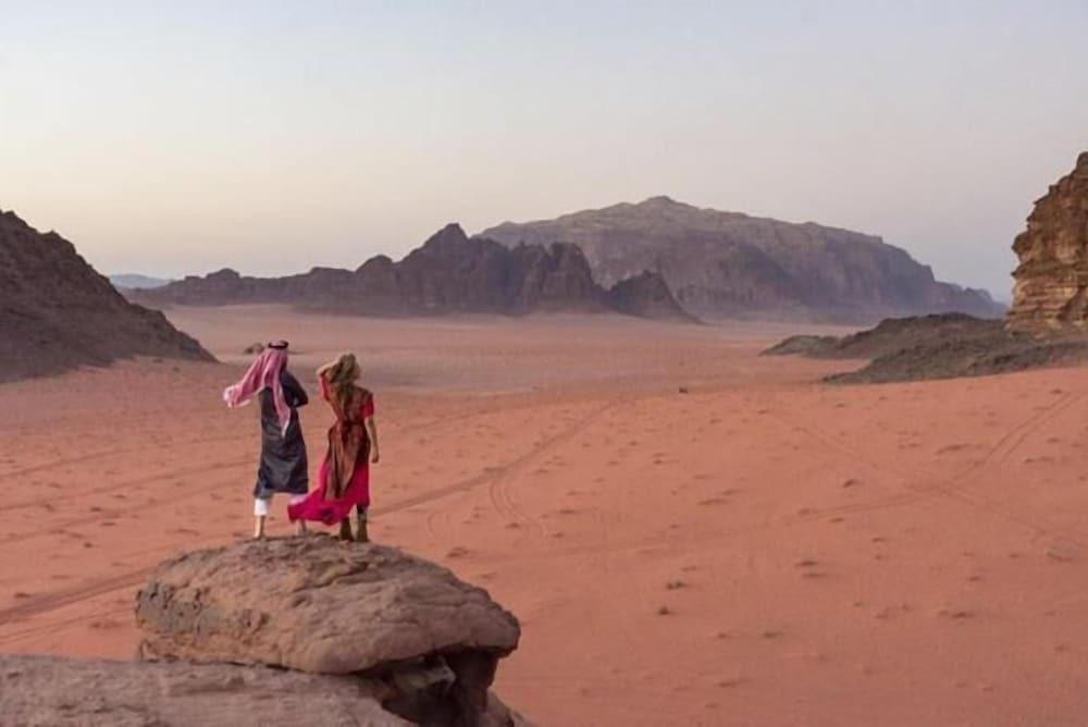 Вади-Рум: Wadi Rum Mobile Camp