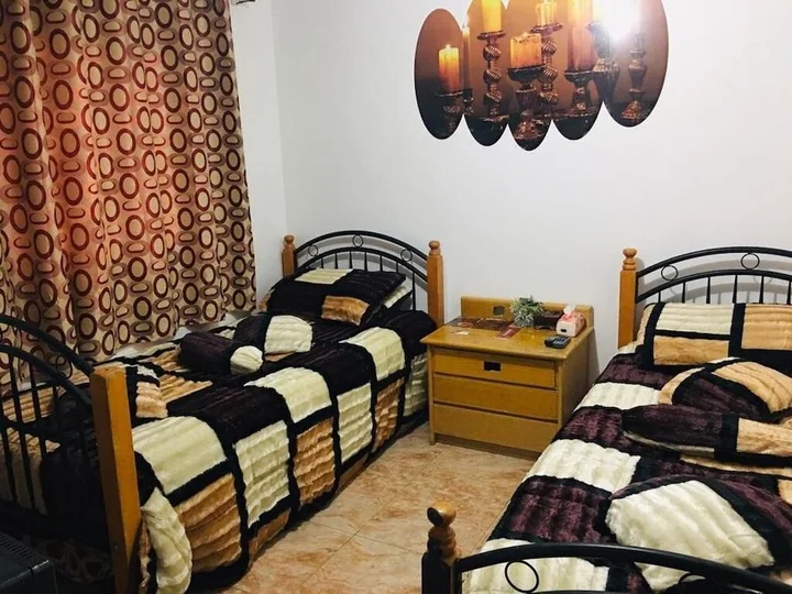 Вади-Муса: Alhamadeen Houses