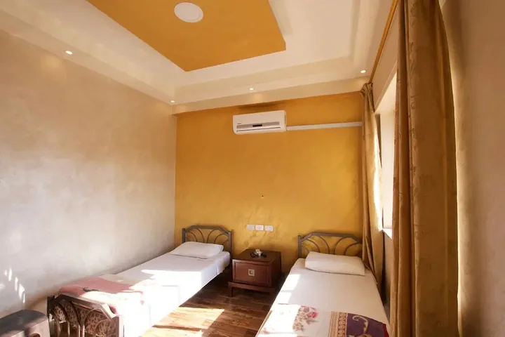 Амман: Shurooq Shams Hotel & Tours By Sunrise