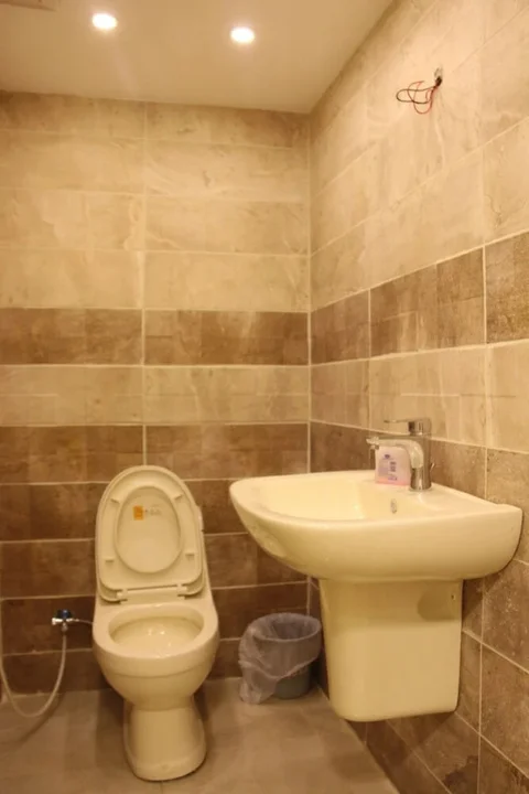 Амман: Shurooq Shams Hotel & Tours By Sunrise
