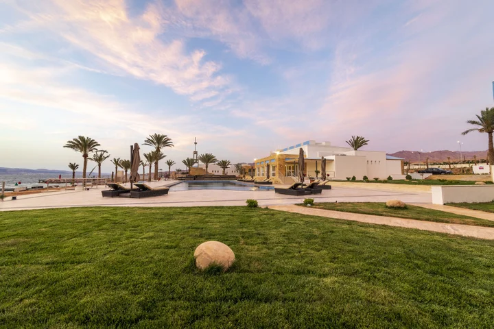 Акаба: Отель Luxotel Aqaba Beach Resort & Spa Hotel
