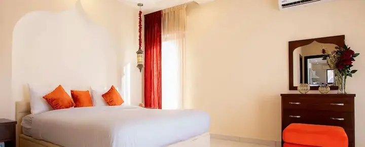Сувайма: Villa Naya Branch 5 Saray