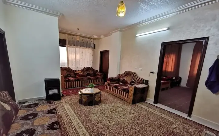 Солт: Jerash Inn