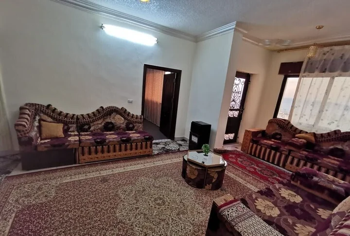 Солт: Jerash Inn