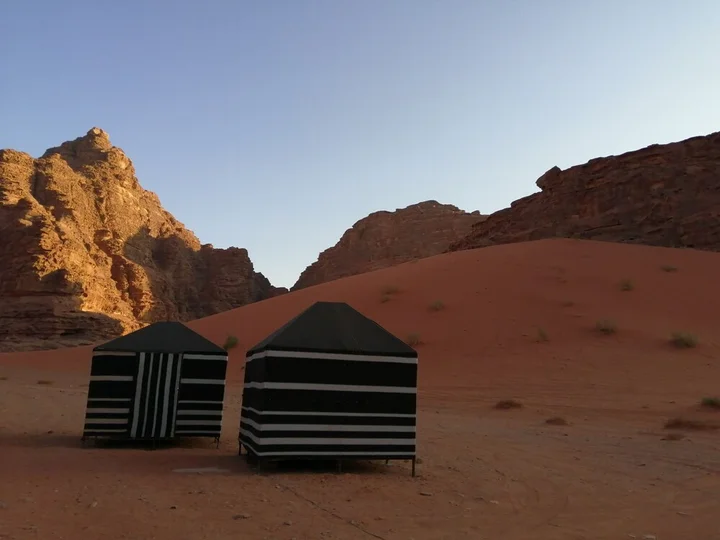 Вади-Рум: Wadi Rum Blue Sky and Tour