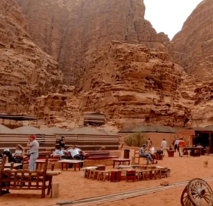 Вади-Рум: Rashed Awwad Camp With Tour