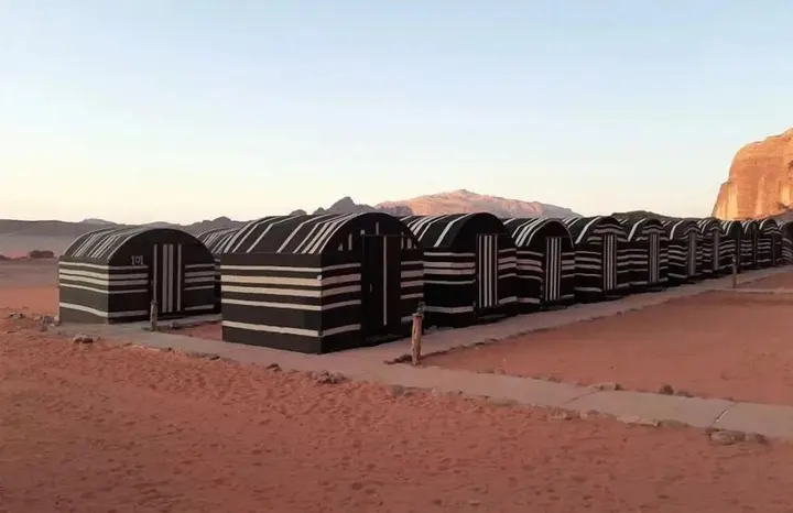 Вади-Рум: Rashed Awwad Camp With Tour