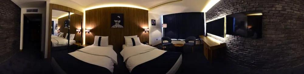 Амман: Monarch Hotel