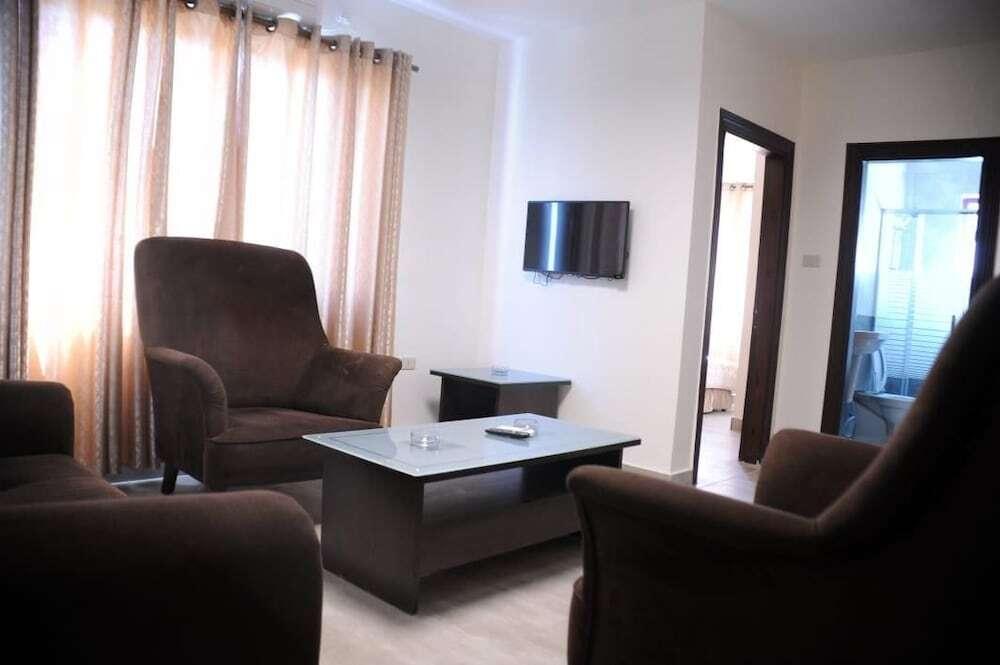 Амман: Zahran Furnish Apartments