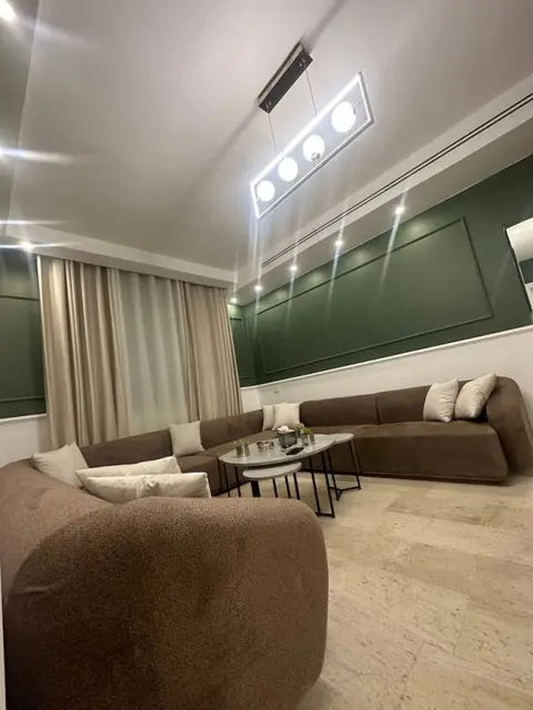 Амман: 3 Bedroom Apartment Of 200 Square M With Terrace