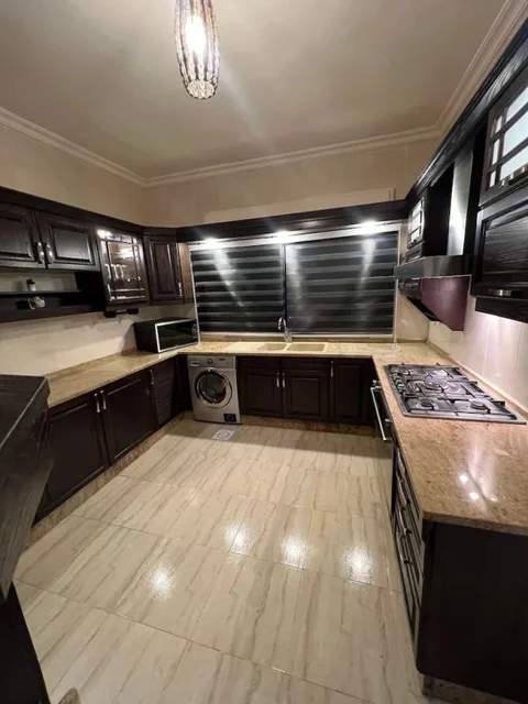 Амман: 3 Bedroom Apartment Of 200 Square M With Terrace