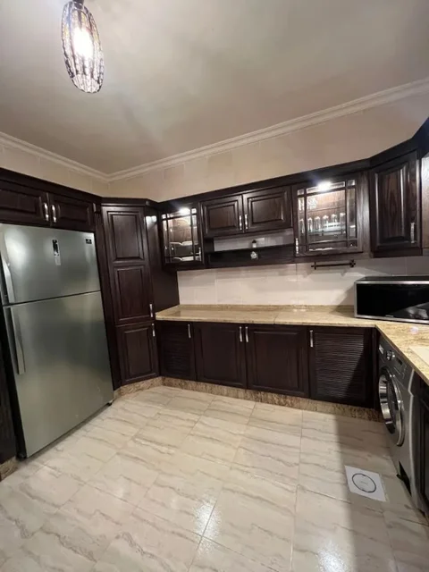 Амман: 3 Bedroom Apartment Of 200 Square M With Terrace