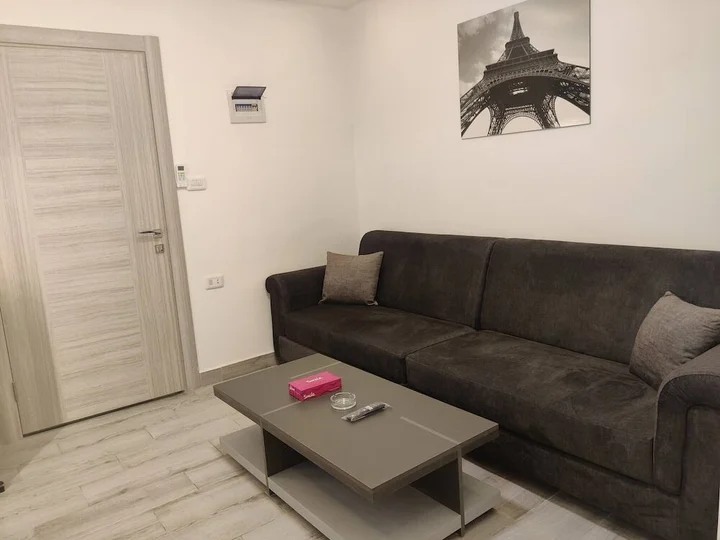 Амман: Luxury Room 42m Near Downtown And All Services