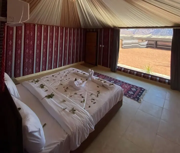 Вади-Рум: jabal burdah camp