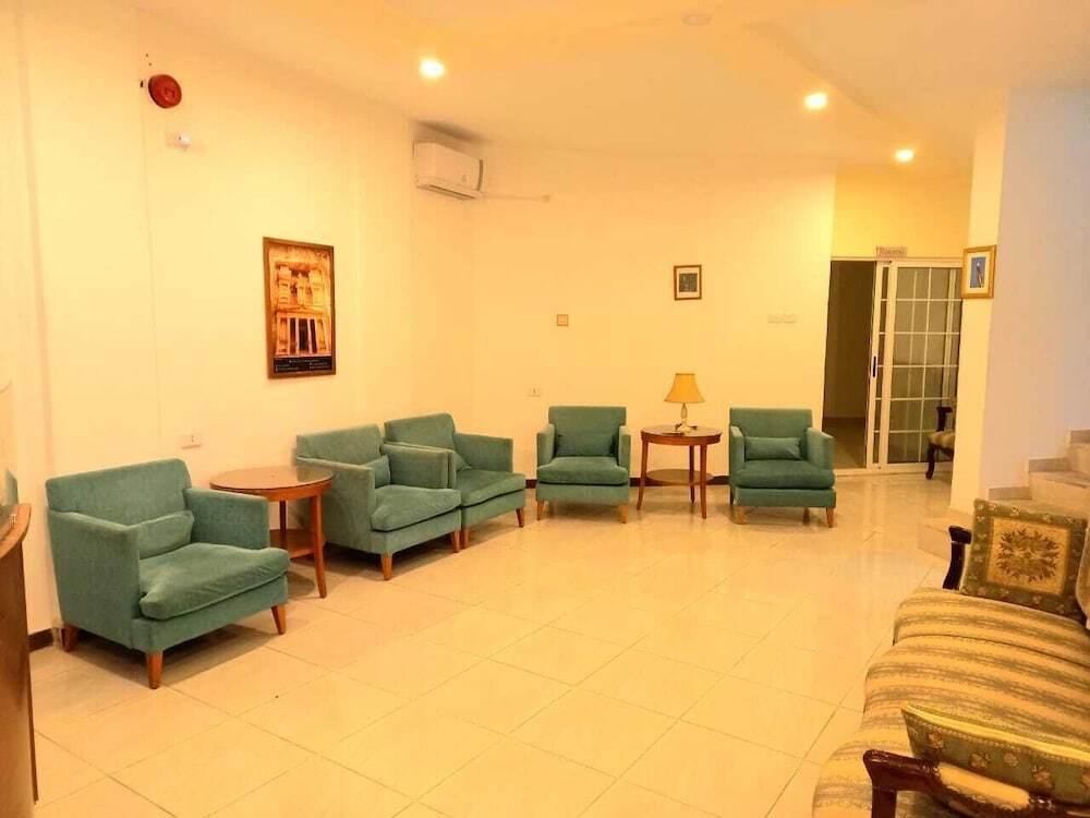 Вади-Муса: Petra Town Check-In Hotel