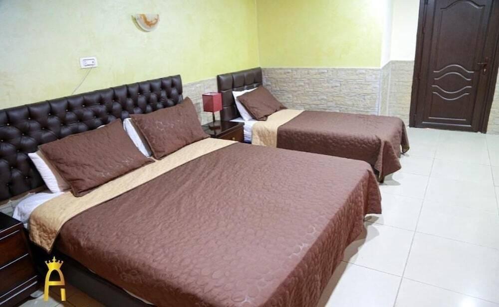 Амман: Amman Palace Hostel