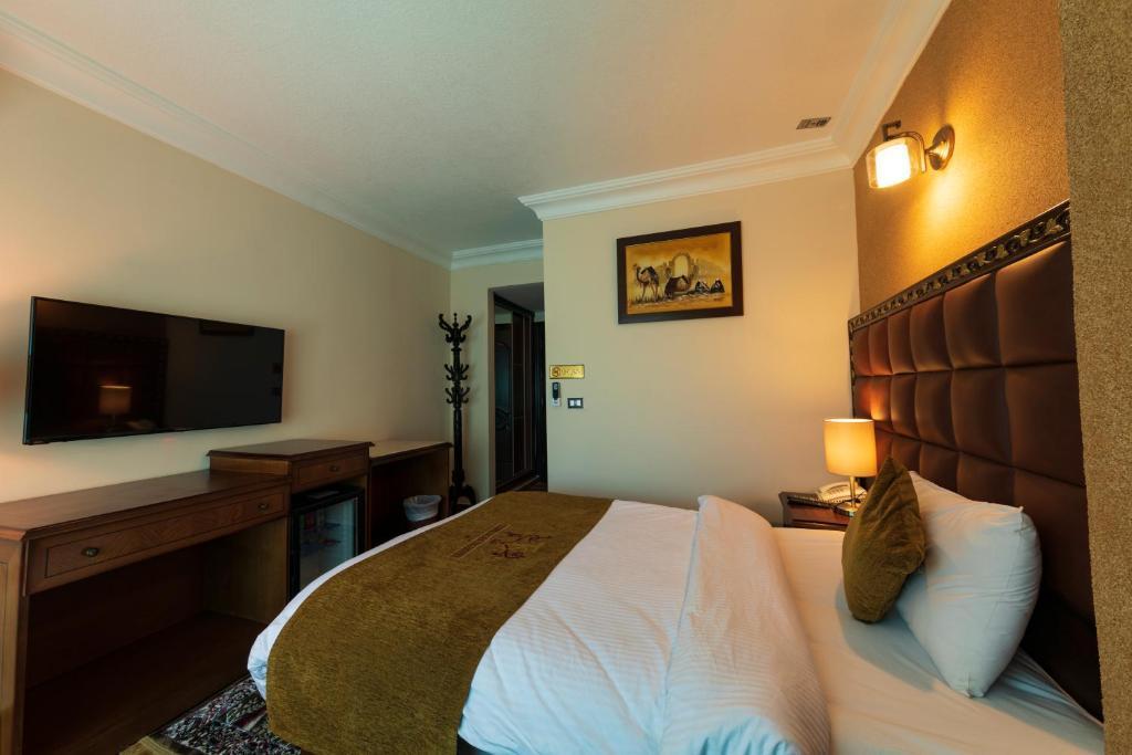 Вади-Муса: Town Season Hotel