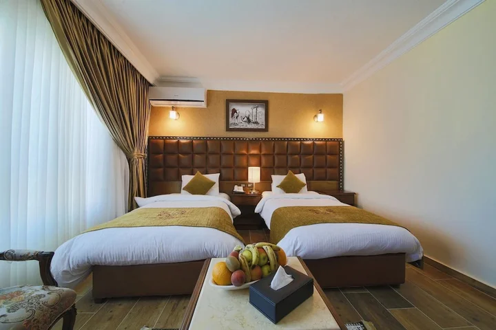Вади-Муса: Town Season Hotel