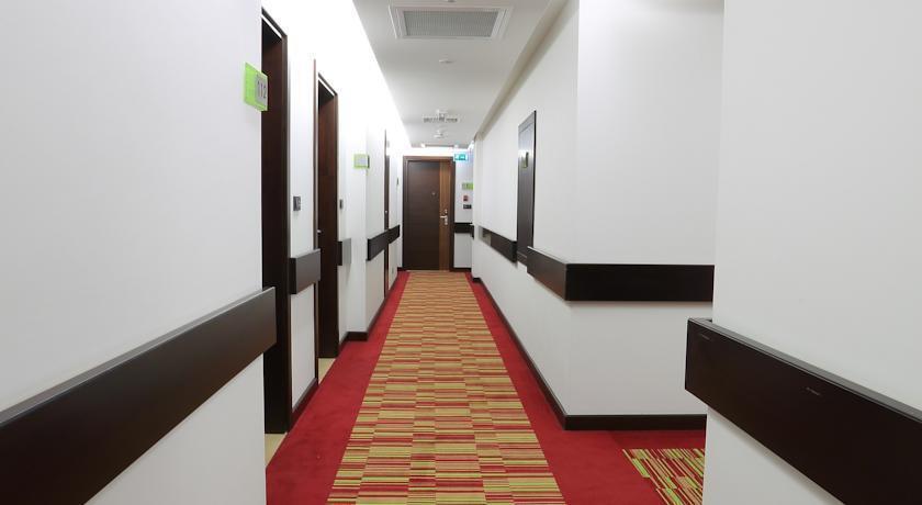 Амман: Corp Executive Hotel