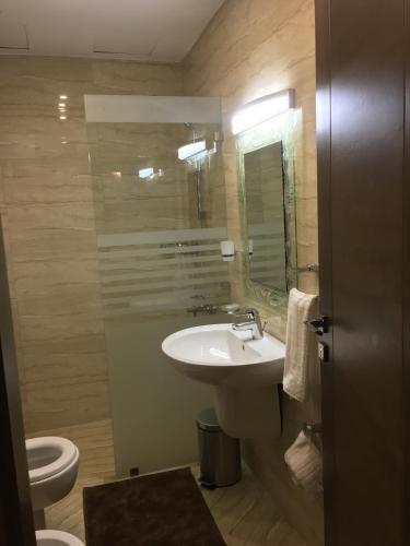 Амман: SAK Hotel Suites