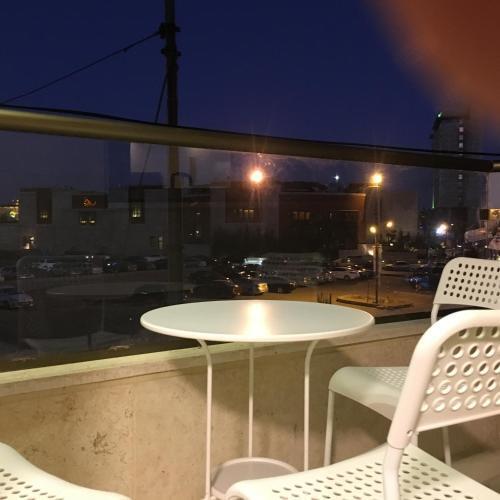 Амман: SAK Hotel Suites