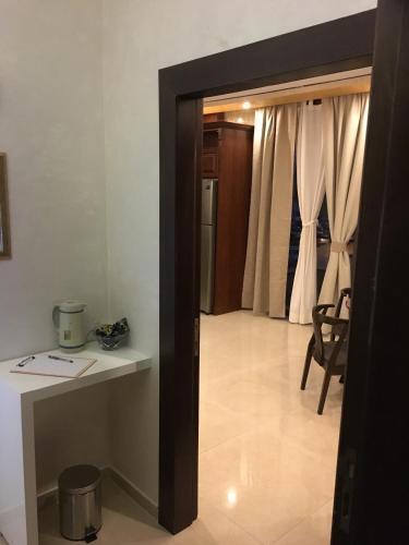 Амман: SAK Hotel Suites