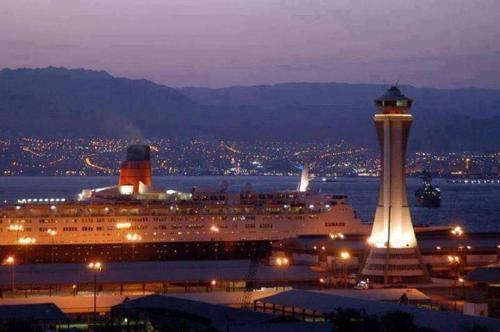 Акаба: Sea View Apartment at Tala Bay Resort in Aqaba