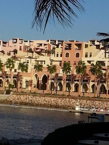Акаба: Sea View Apartment at Tala Bay Resort in Aqaba