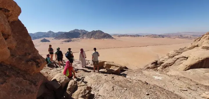Вади-Рум: Wadi Rum Bedouin Tour with a Camp