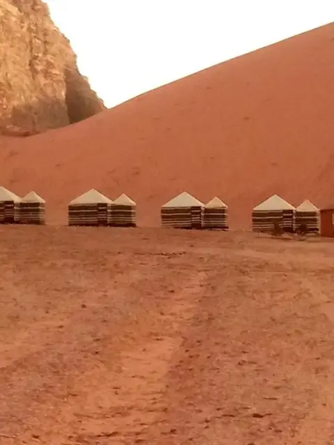 Вади-Рум: Luner Camp at Wadi Rum