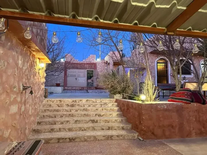Вади-Муса: Petra Bedouin House