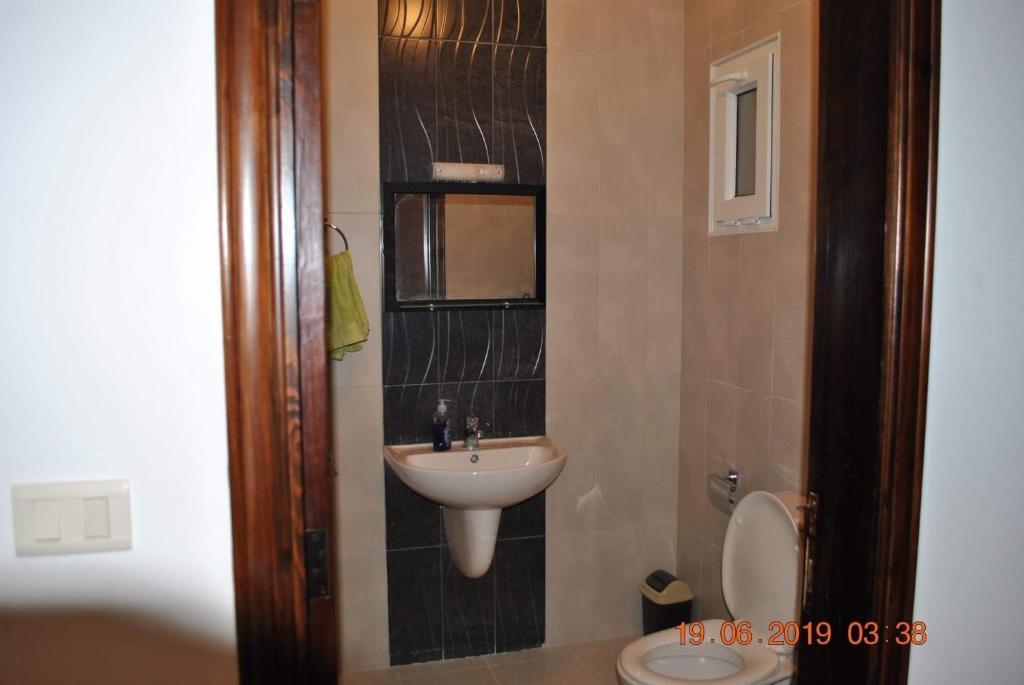 Мадаба: Luxurious and spacious 3 Bedrooms in Madaba, Jordan